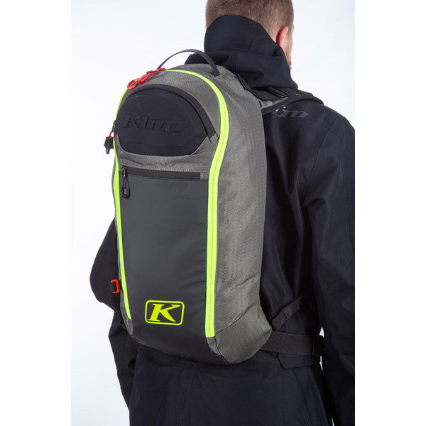 Klim Krew 16 Pack - Snowmobile Backpack in Castlerock - Hi-Vis