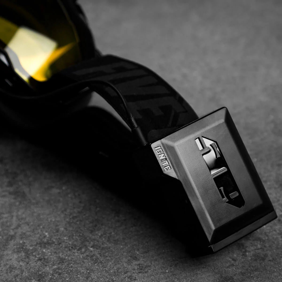 509 Aviator 2.0 Ignite S1 Heated Snowmobile Goggle - Black With Yellow