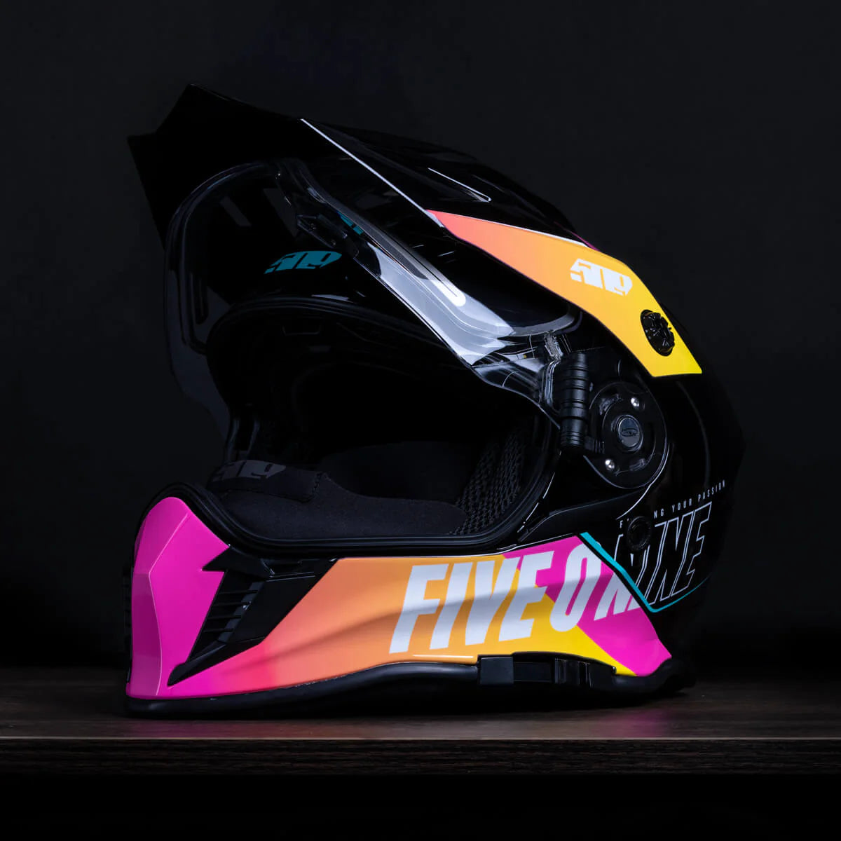 509 Delta R3L Ignite Snowmobile Helmet - Oil Slick
