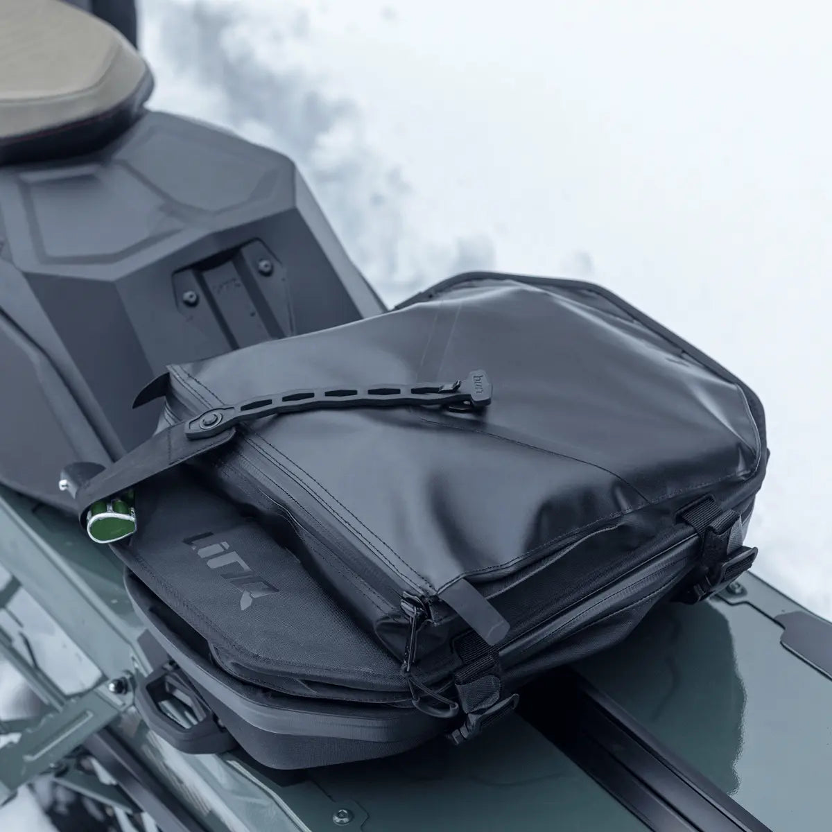 Ski-Doo LinQ Deep Snow Bag - 20 L / 5.3 US Gallons