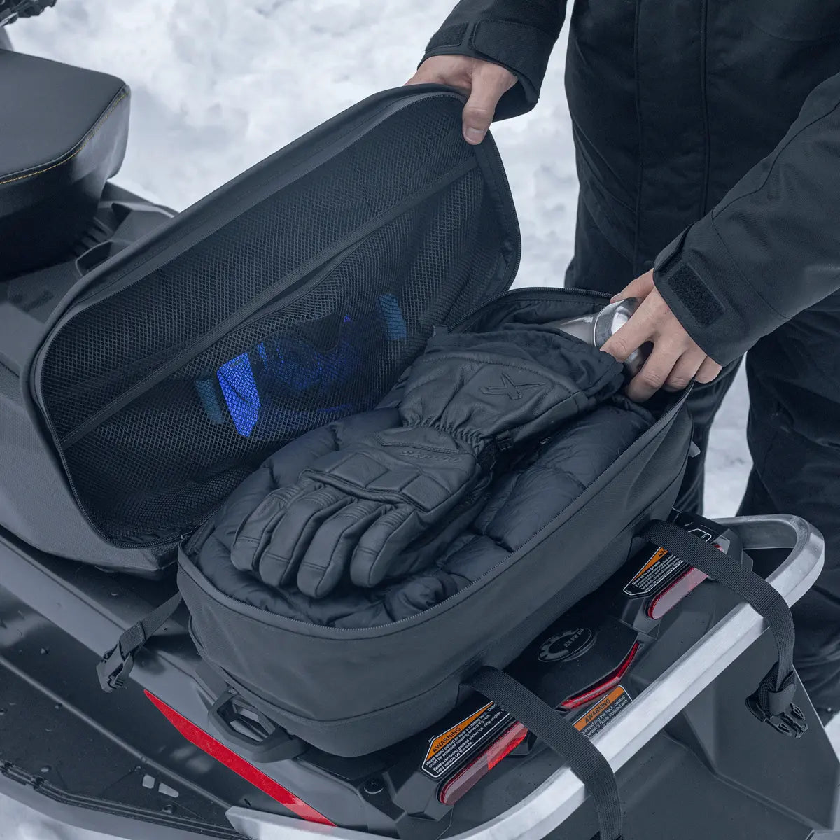 view of the inside storage of the Ski-Doo LinQ Trail Expandable Bag - 17 L / 4.5 US Gallons