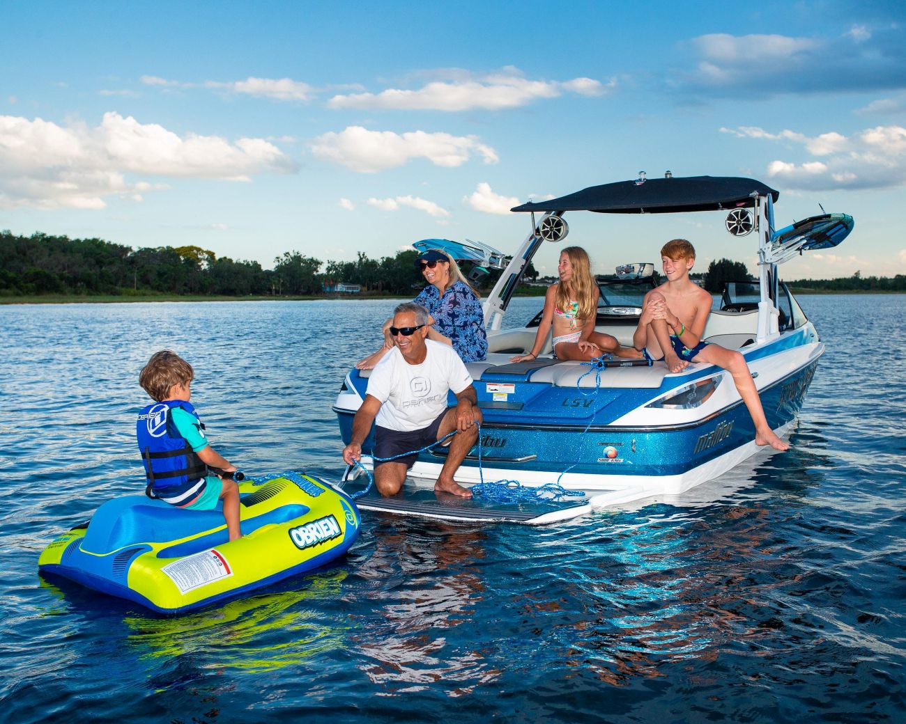 On the boat O'Brien Simple Trainer Inflatable Ski