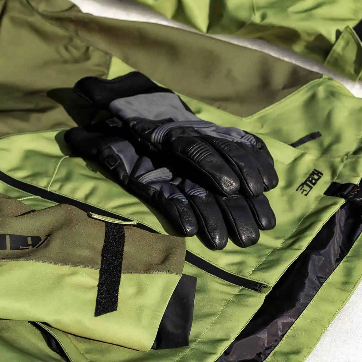 509 Stoke Gloves in black & grey