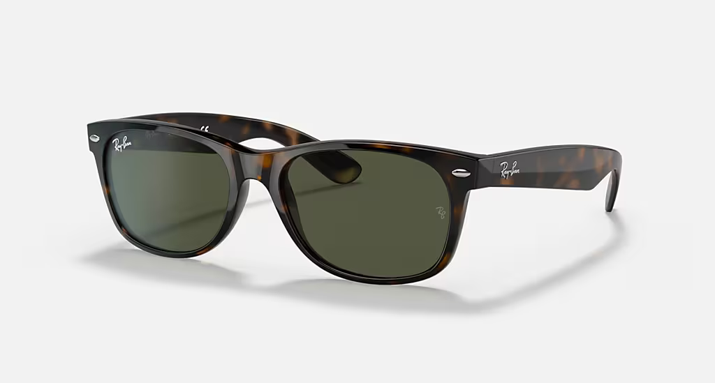 Ray-Ban New Wayfarer Sunglasses - Polished Tortoise Frame With Green Lens