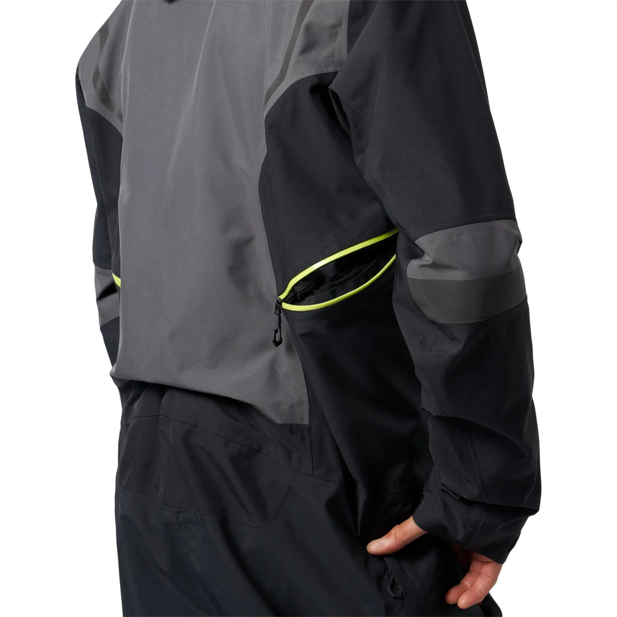 back vent zipper detail on the grey BC Series Kona 2.0 Non-Insulated STX Monosuit