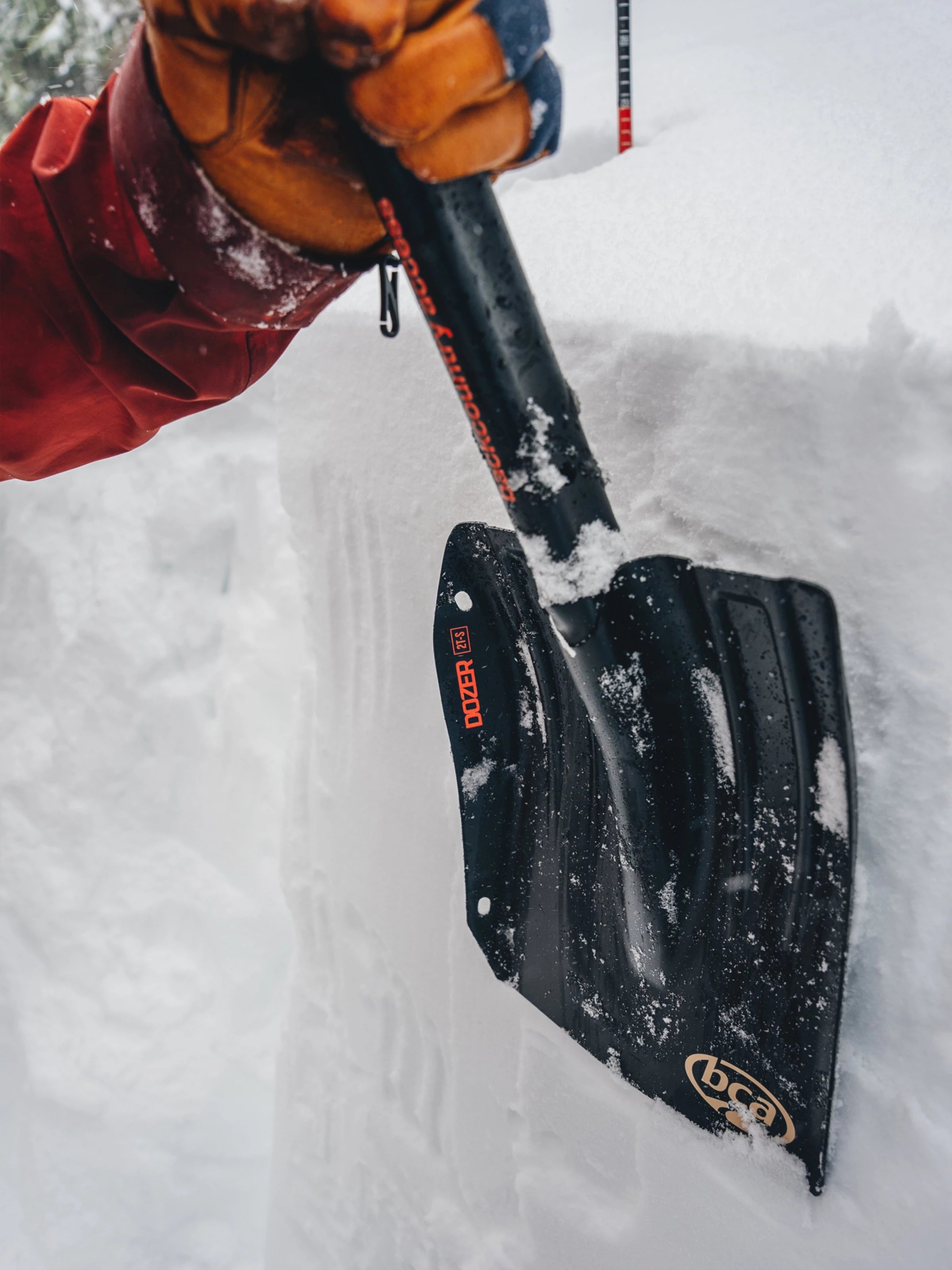 using the BCA Dozer™ 2T-S Avalanche Shovel