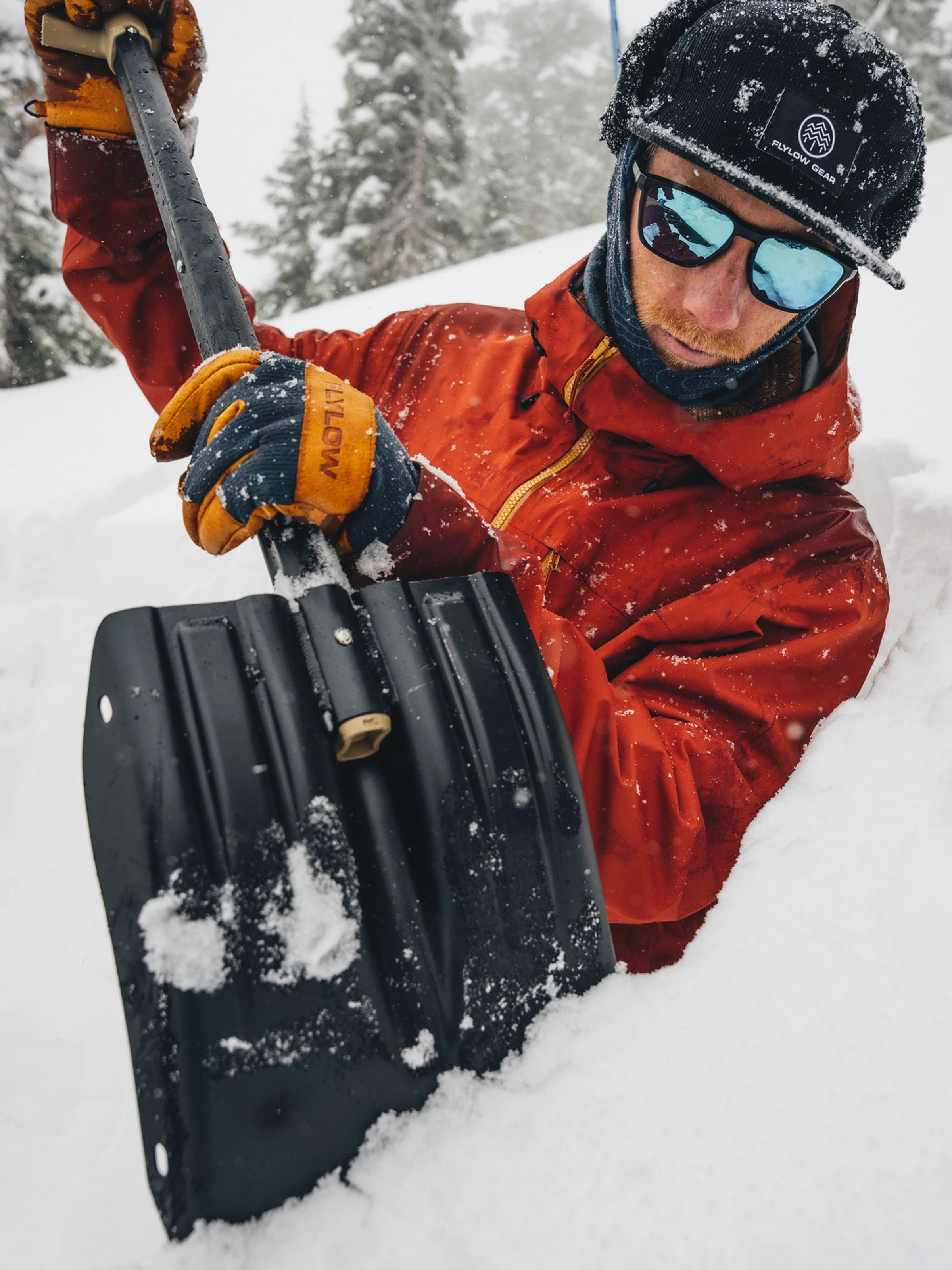 using the BCA Dozer™ 2T-S Avalanche Shovel