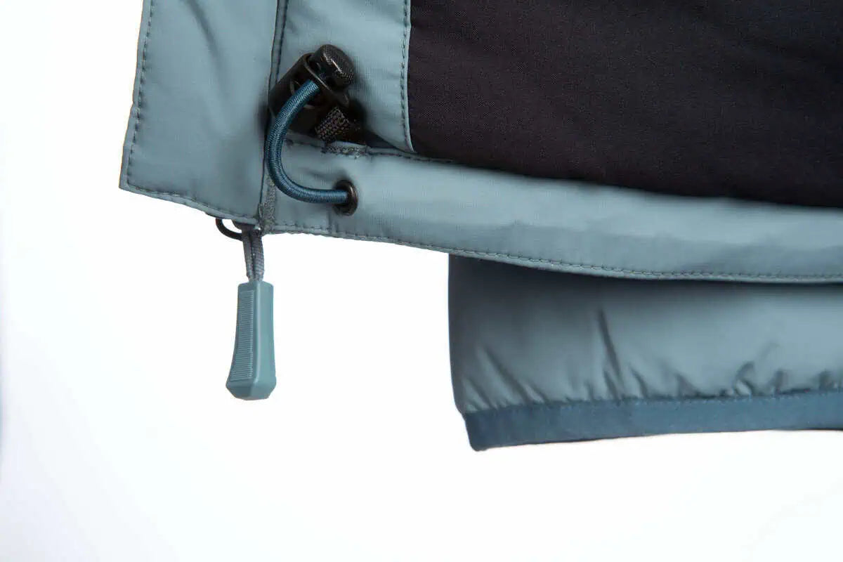 detail view of goblin blue - petrol color of the Klim Torque Jacket