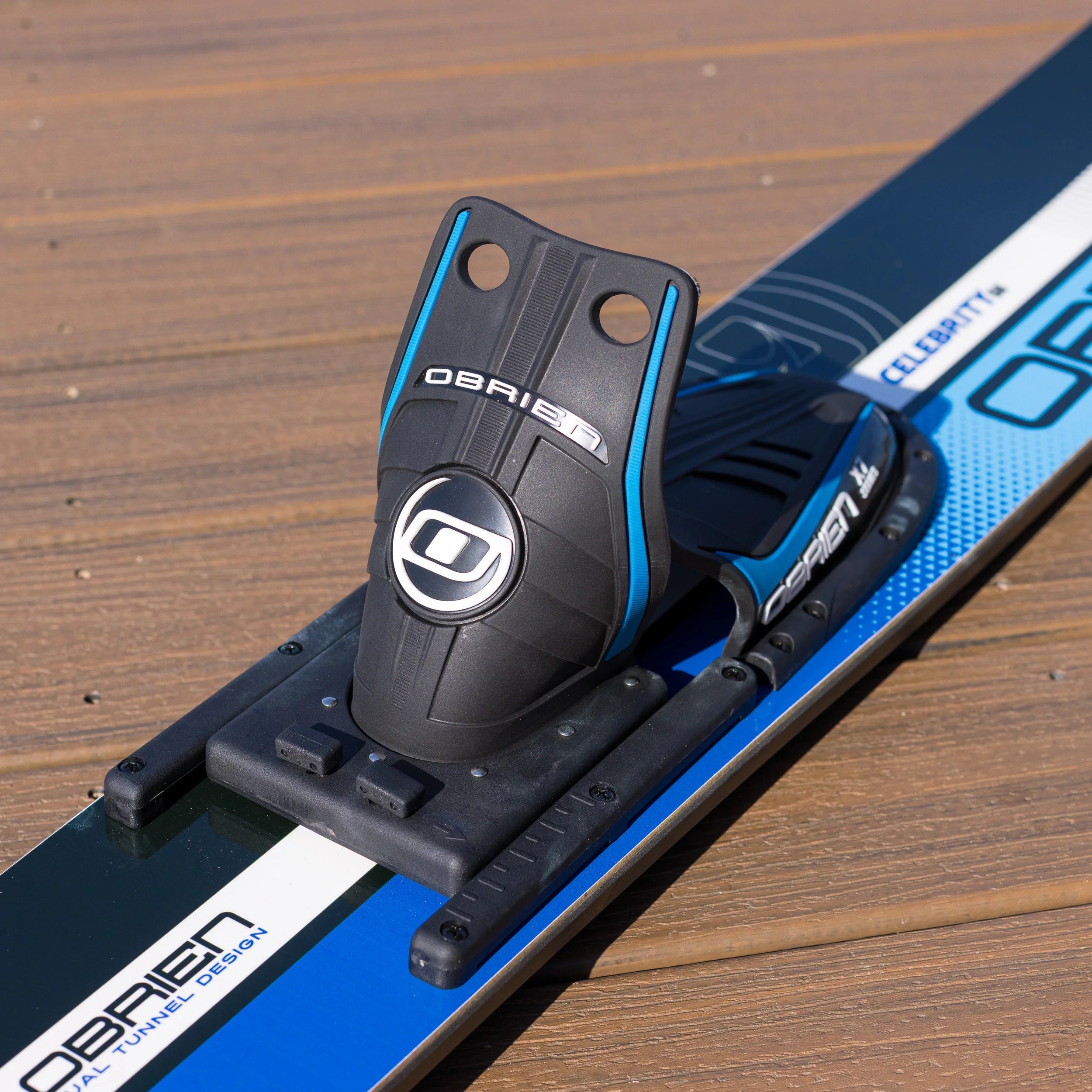 O'Brien Celebrity 68" Combo Waterski With X7 Bindings