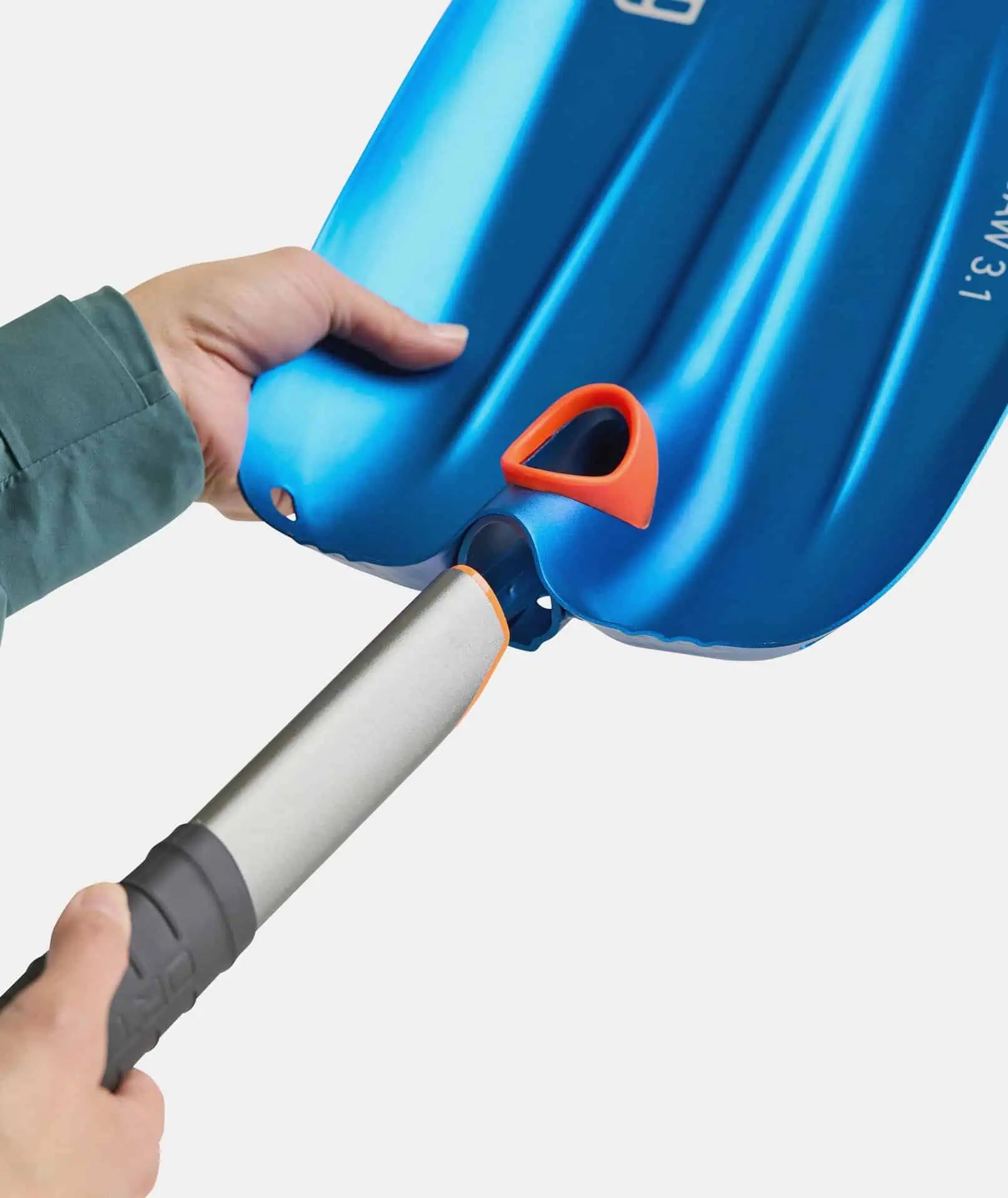 detail on Ortovox Kodiak Saw Shovel