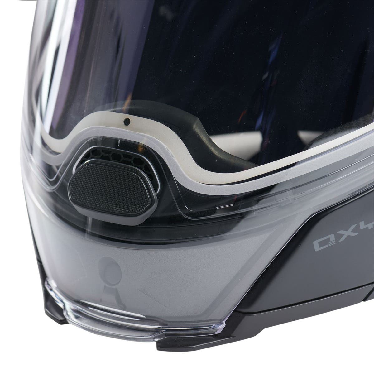 Ski-Doo Oxygen Flow Helmet in matte black detail
